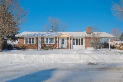 Maison Vieux Nord Sherbrooke image