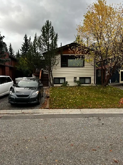 3 bedroom house for rent downtown Canmore image