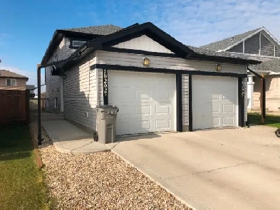 2 BR1 BATH w Garage Legal Lower Suite for rent April 1 image