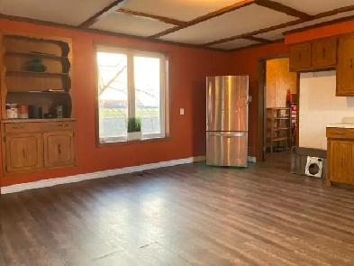 BLENHIEM   HOUSE   FOR   RENT   to own image