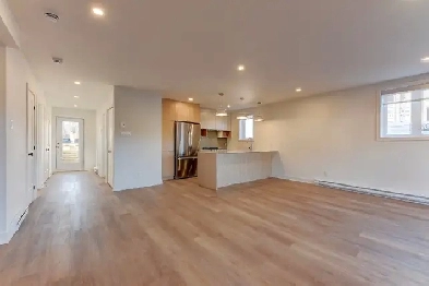 Condo Appartement neuf  louer  Bromont 5 12 image