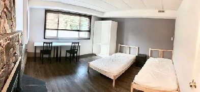 Private room Coquitlam Centre 2 Baths image