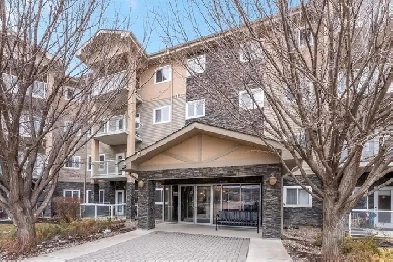 2Bedroom Apartment in Linden Woods image