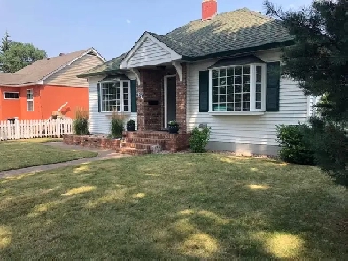 2 Beds  1 Bath  900 Sqft  House for Rent image