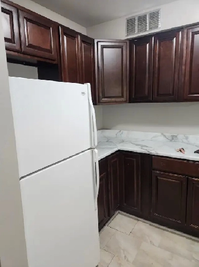 2 bedroom apartment for your cat image