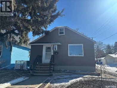 3bdrm 2bth Home w Single Car Garage in the Heart of Cathedral image