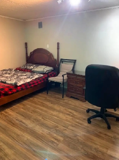 Room for rent image