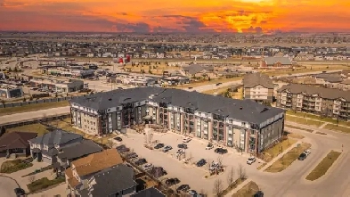 CONDO FOR SALE  40010 Hill Grove Point Winnipeg image