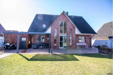 4 bedroom full house Please read FULL ad for contact info image
