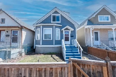 OPEN HOUSE Solid 3bdrm Character Home w Classic Charm image
