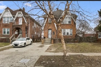 Triplex for sale image