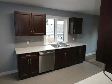 NW Thorncliffe RENTAL Calgary 4 Bedroom image