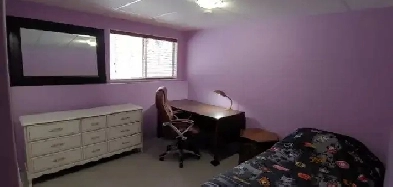 ROOM FOR RENT image