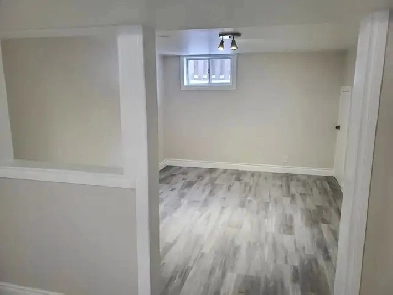 2Bed 2Bath   ParkingACLaundryUtilities Incl McKay St image