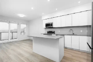Modern 2 Bedroom 2 Bath Home image