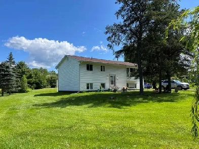 2 Bedroom  Lincoln  Utilities Included  June 1st 2025 image