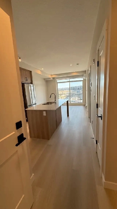 BRAND NEW TOP FLOOR 2 BED 1 BATH Apartment in Sage Hill image