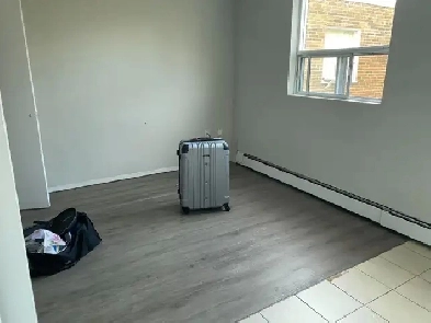 1B1B studio at 84 Oakville Ave London  Available Immediately image