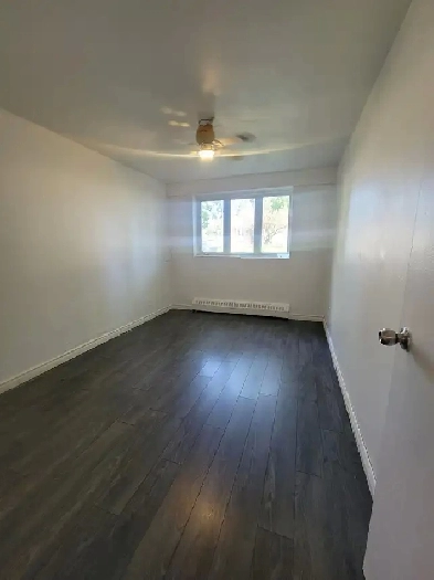 Voici un bel appartement spacieux de 3   Chteauguay image