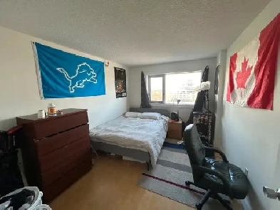 Two rooms for rent in three bedroom apartmentHalifax image