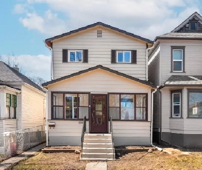 OPEN HOUSE Tastefully Remodelled 6bdrm Home Loaded w Upgrades image