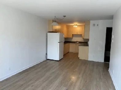 Subsidized apartments for single mom students image