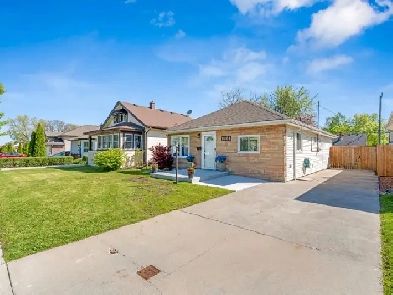Old Riverside  Turnkey home  Just listed image