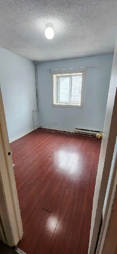 Private Room   Den image