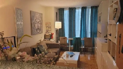 Female roommate for furnished private Bedroom at College station image