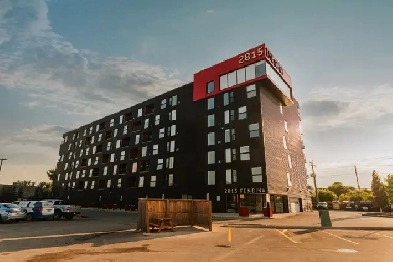 2BR2BA Sublet near U of M  July to August Option to Extend image