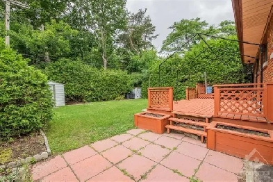 2 Rooms 700 800  All Utils near IKEA AlgonquinCarleton U image