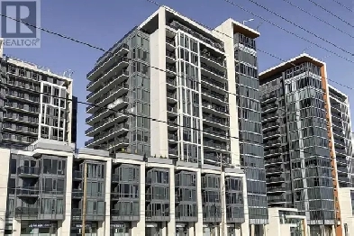 Rent 1 bedroom  Den with parking in Vaughan image