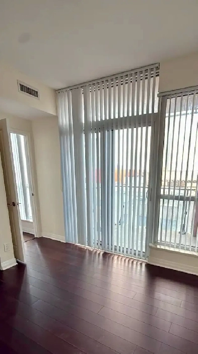2bed   2bath with parking image