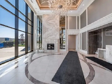 For Rent 3 Bed2 Bath with Parking Vaughan image