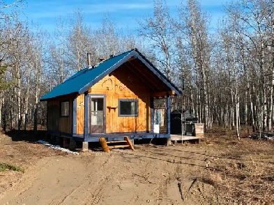 Offgrid cabin  25 minutes north of Whitehorse image