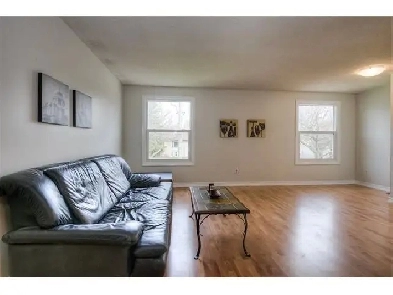 Master Bedroom for rent in Waterloo image