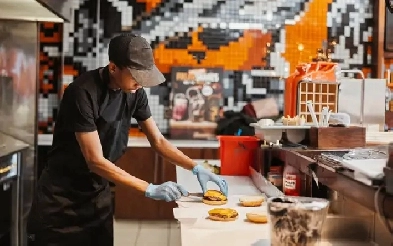 FAST FOOD RESTAURANT FOR SALE image