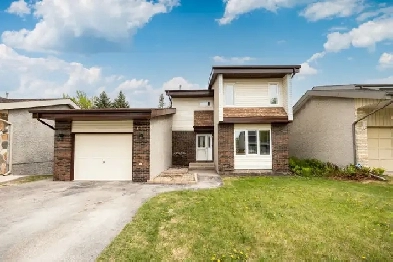 FOR SALE Spacious 4bed 25bath in River Park South image