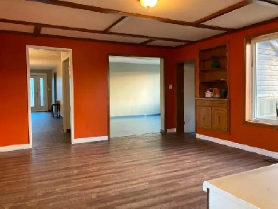 BLENHIEM  HOUSE  FOR  RENT  to own image