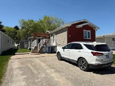 Southglen Park 3  Brs 2 Baths 1472  sqft ONLY 259900 image
