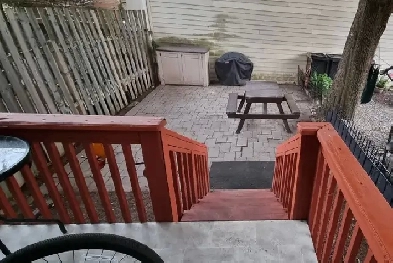 Entire Detached House plus basement image