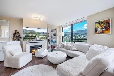 Spacious 3 Bed 2 Bath 2 Parking with an amazing view image