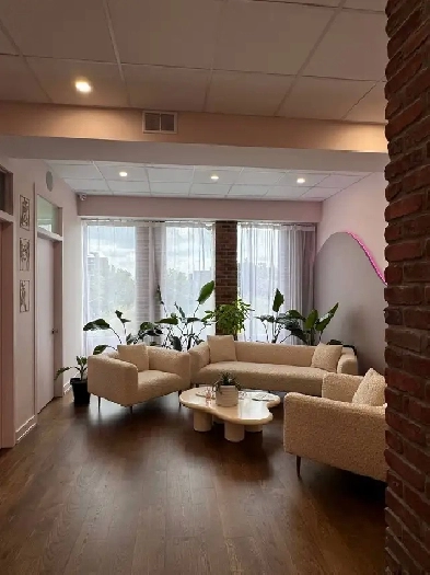 Massage Room for Lease in Richmond Hill ON 1000 image