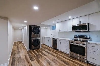 Hamilton Mountain 2 Beds   Den 1 Bath Apartment image