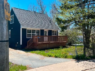 32 Valleyfield Road Woodlawn  Available July 1st image
