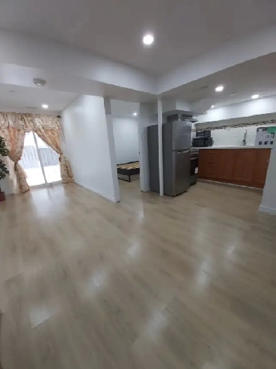 Bright 1 bedroom walkout ground floor apartment for rent image