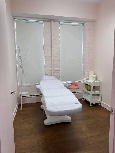 Spa Room for Rent in Laser Clinic in Richmond Hill ON 1000 image