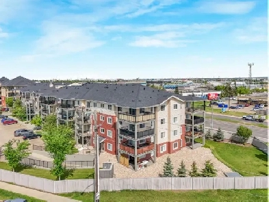 Top Floor Corner Unit  2 Bed 2 Bath  Underground Parking image