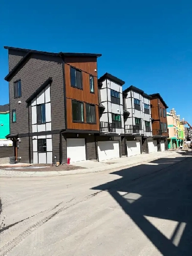 New Town Home in NW Calgary image