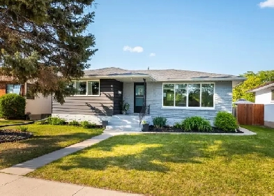 Tastefully Remodelled 3bdrm Bungalow Situated on a Quiet Street image